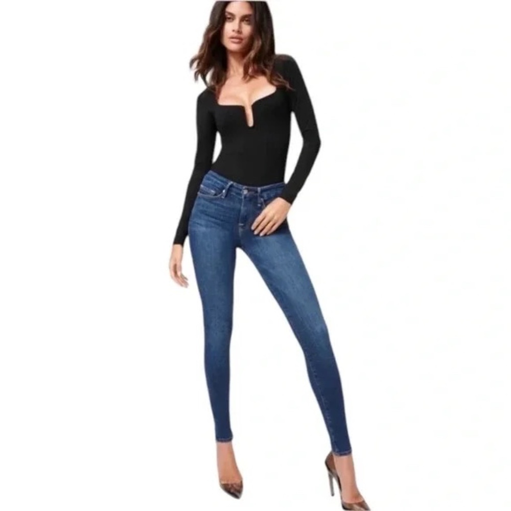 Good American. Good Legs Skinny Stretch Jean. ﻿﻿Size 0/25 ﻿﻿